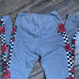 High waisted gray leggings